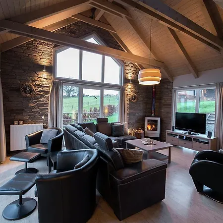 Gorgeous Holiday Home In Sainte-Ode Luxembourg With Garden Holiday home Sainte-Ode